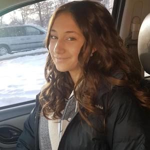 Meet your Posher, Elaine